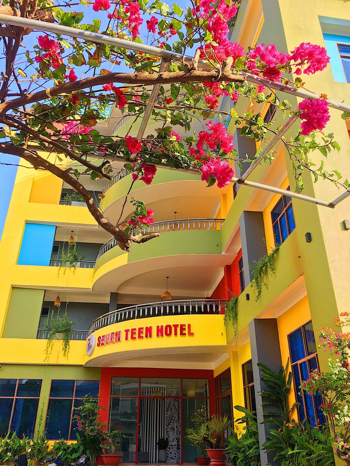 Seventeen Bà Triệu Hotel Seventeenhotels